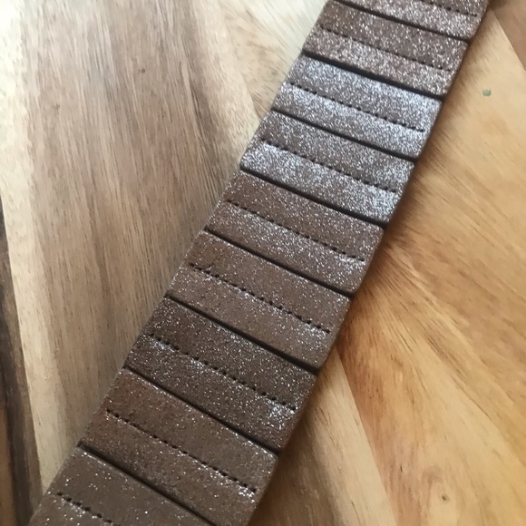 Chico’s Genuine Leather Metallic Belt - Picture 4 of 8